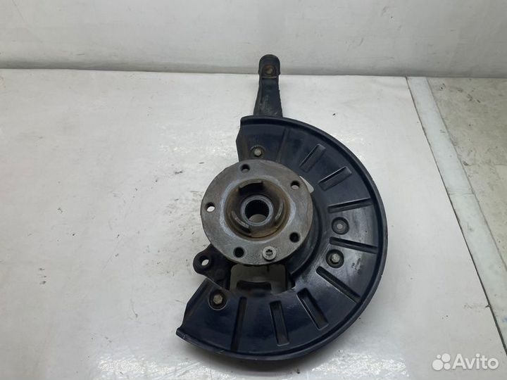 Кулак поворотный передний левый Volkswagen Touareg