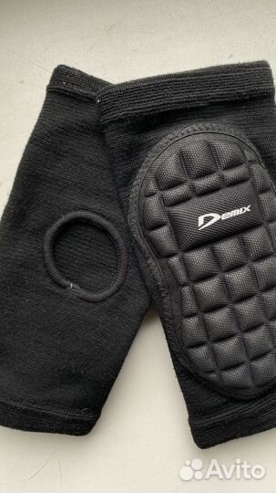 Налокотники Demix