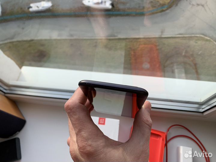 OnePlus 5, 6/64 ГБ