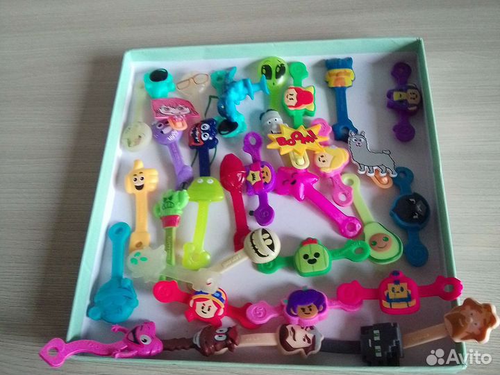 Игрушки с магазинов