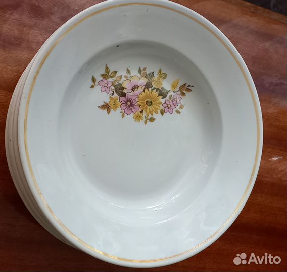 Тарелки, салатники