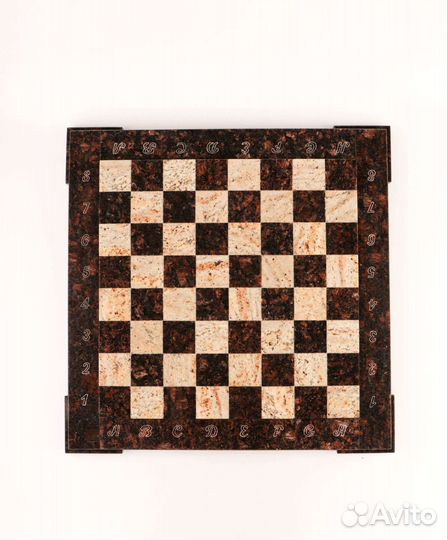 Шахматы из гранита и дерева