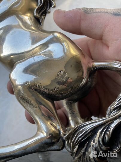 Серебряная статуэтка 