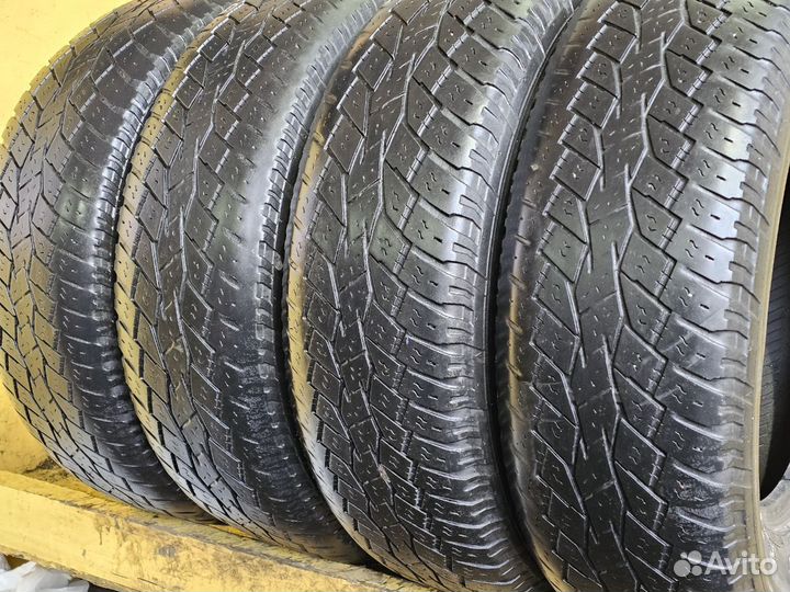 Toyo Open Country A/T 225/70 R16 102S