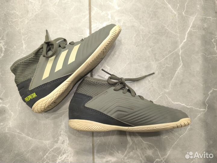Футзалки adidas 32 размер