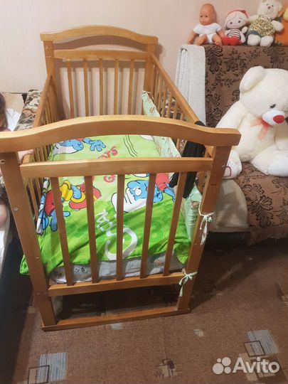 Детская кроватка