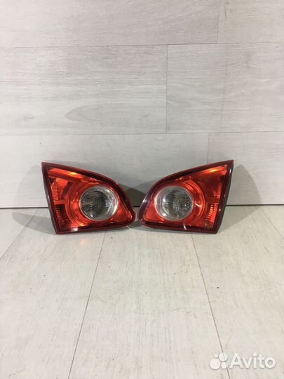 Фонарь задний внутренний nissan qashqai J10 2.0 ат