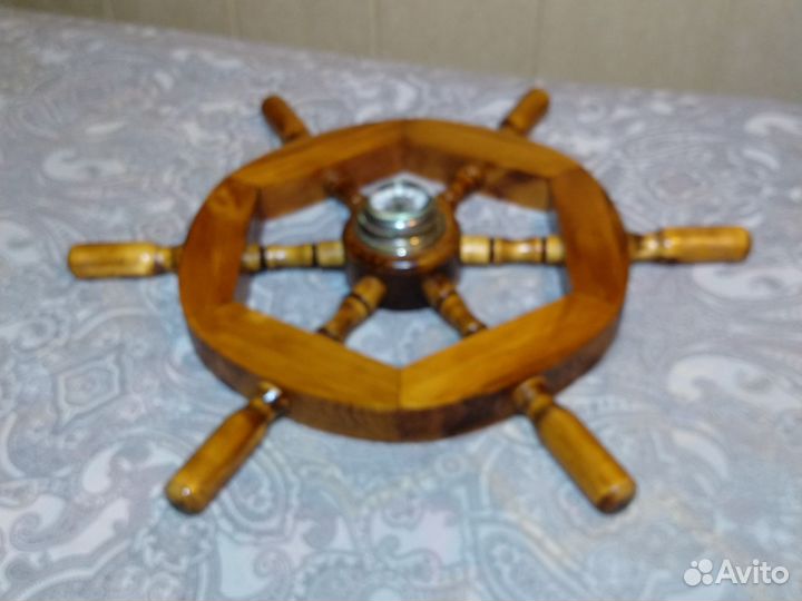 Часы швейцарские корабельные