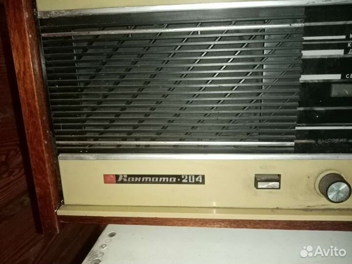 Радиола контата 204