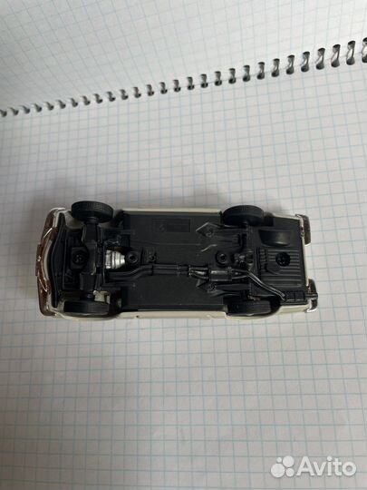 Модель автомобиля Mercedes-Benz 280Sl Cabrio