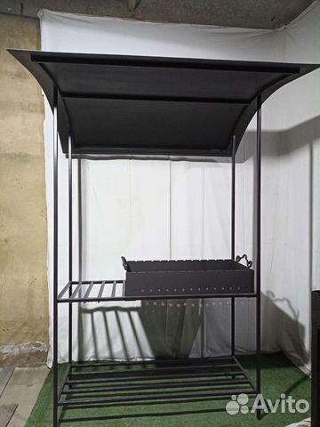 Мангал с крышей