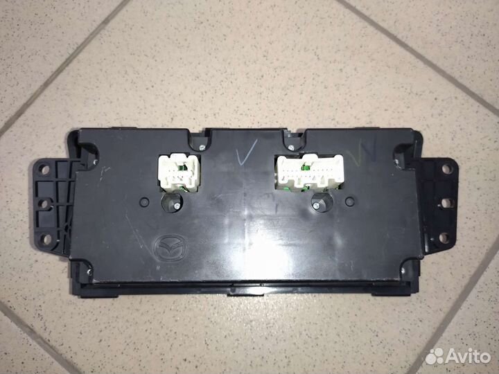 Блок управления климатом Mazda 6 GH