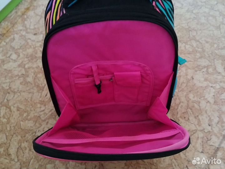Рюкзак школьный для девочки черный