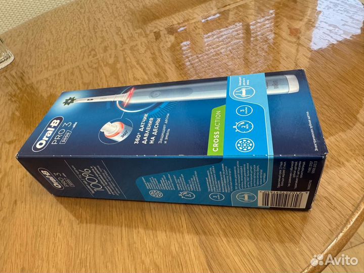 Новая электрическая зубная щетка oral-b pro 3