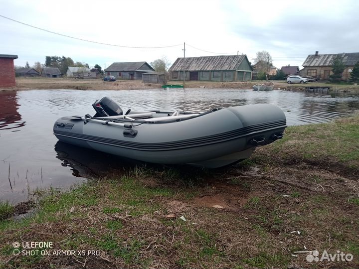 Аренда лодки с мотором