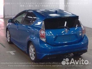 Стойка Toyota aqua NHP10 перед прав