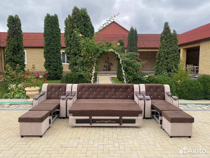 Диван с креслами Новый