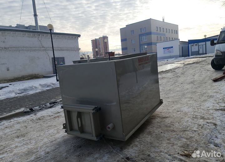 Теплая ёмкость для перевозки рыбы