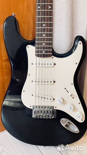 Электро гитара и комбик