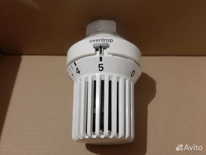 Термоголовка для радиатора oventrop Uni LH белый