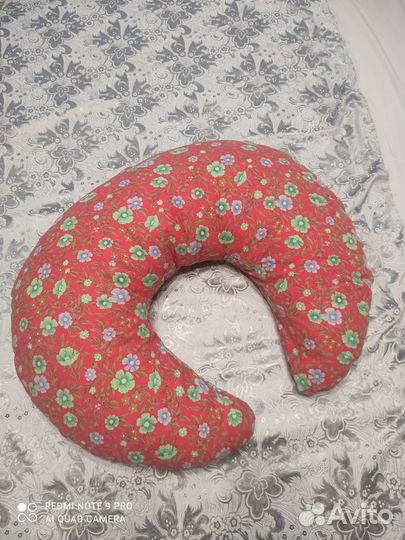 Подушка для кормления новая