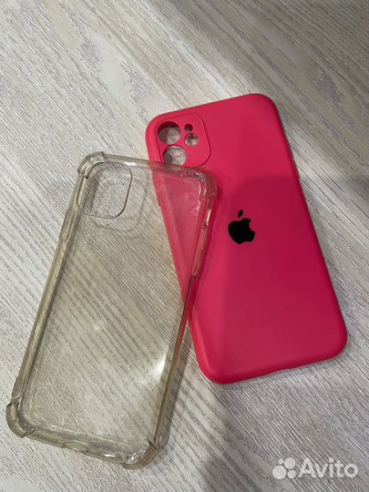 Чехол на iPhone 11