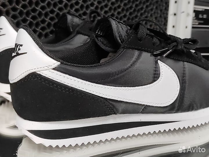 Nike Cortez