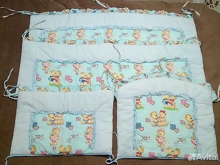 Бортики в кроватку