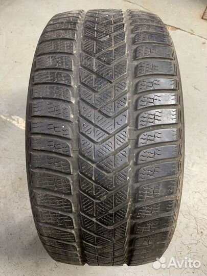 Pirelli Winter Sottozero 3 275/35 R21 103V