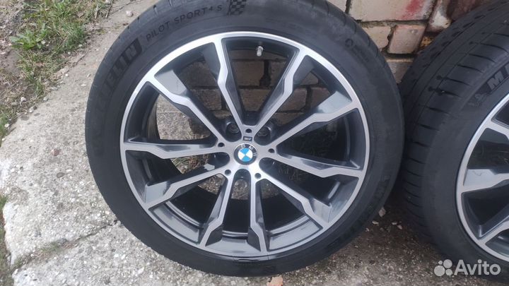 Комплект колес BMW X3 g01 X4 g02 r20 стиль 699M ор