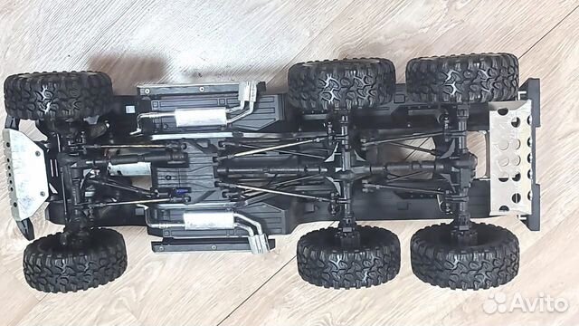 Traxxas TRX-6 Mercedes-Benz G63 AMG 6x6 белый