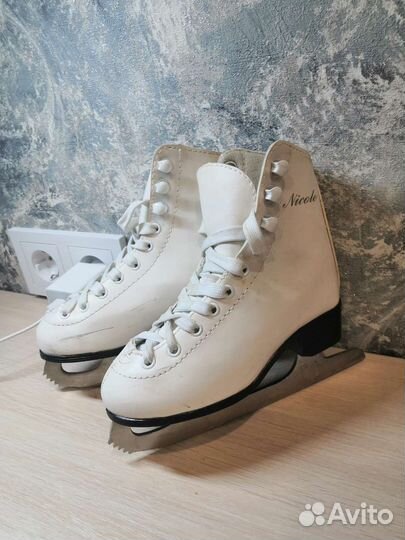 Коньки фигурные детские 28 размер