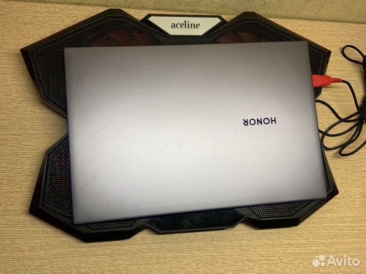 Ноутбук honor MagicBook 14 R5