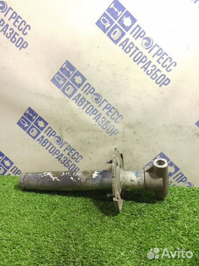 Кронштейн усилителя бампера задний правый Bmw E39