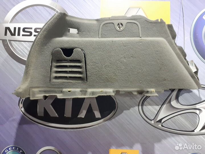 Обшивка багажника Renault scenic 2 Лев