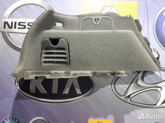 Обшивка багажника Renault scenic 2 Лев