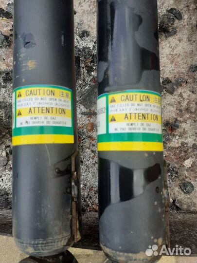 Амортизатор задний лексус RX 270