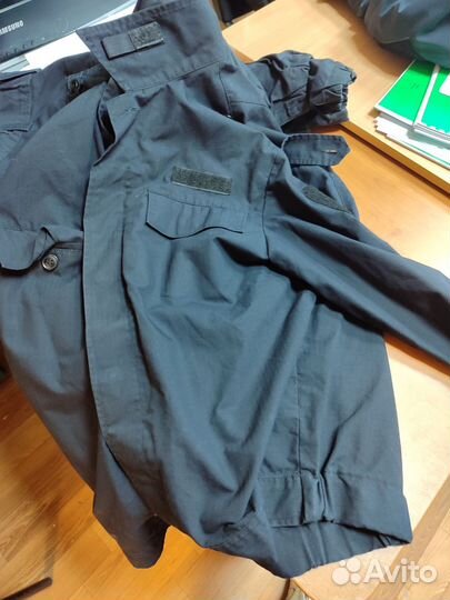 Форма чёрная