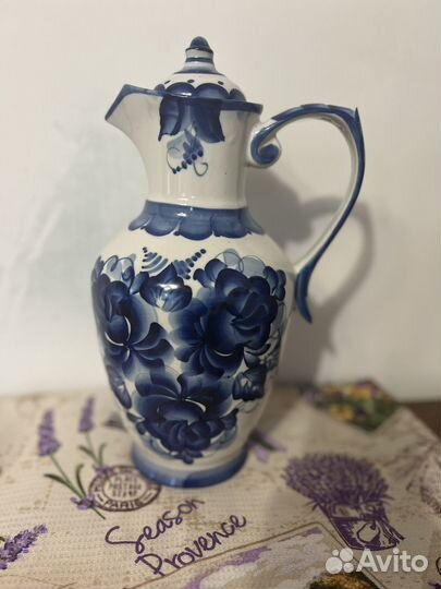 Кувшин. Гжель