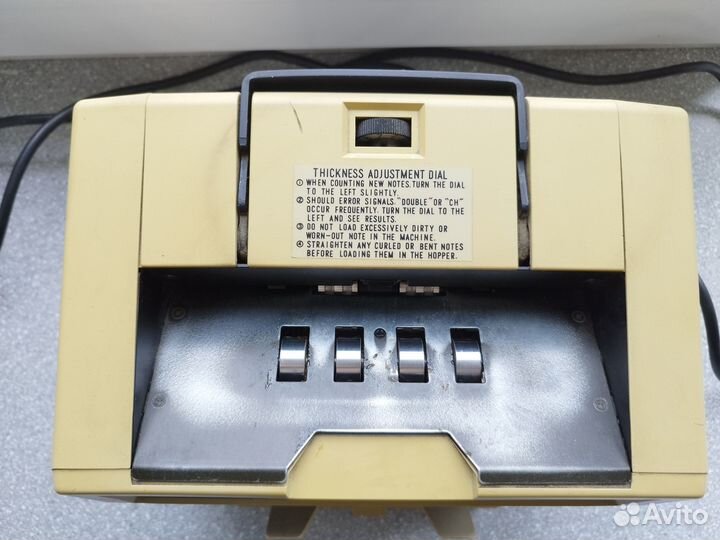 Счетная машинка для денег Magner-35