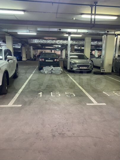 Машиноместо, 14 м²