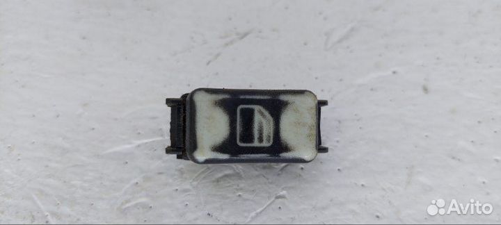 Кнопка стеклоподъемника Mercedes-Benz C-Klasse