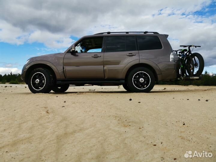 Mitsubishi Pajero 3.8 AT, 2012, 161 000 км