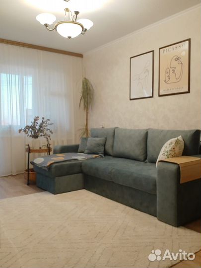 Диван угловой