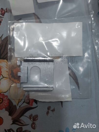 Ограничитель двери mercedes 210