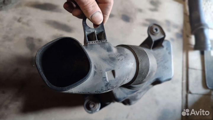 Резонатор воздушного фильтра 1.6MPI, 2.0FSI