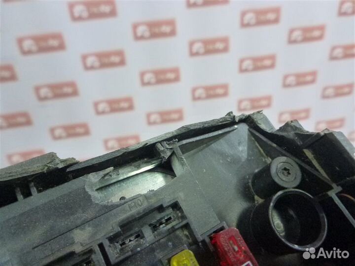 Блок предохранителей Volkswagen Golf 5K1 cgga 2012