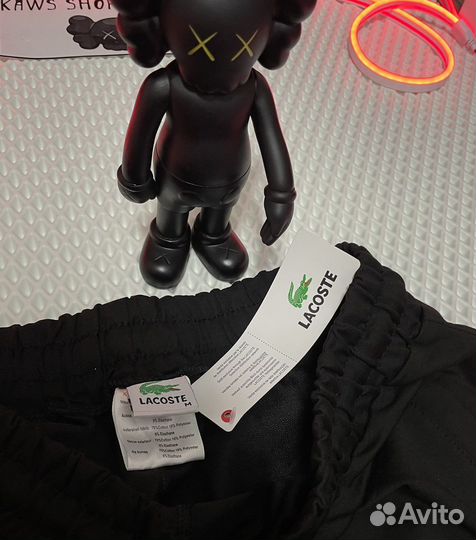 Шорты lacoste р-р М