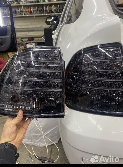 Продам задние светодиодные фонари приора