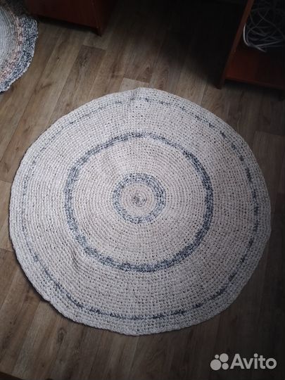 Коврик ручной работы